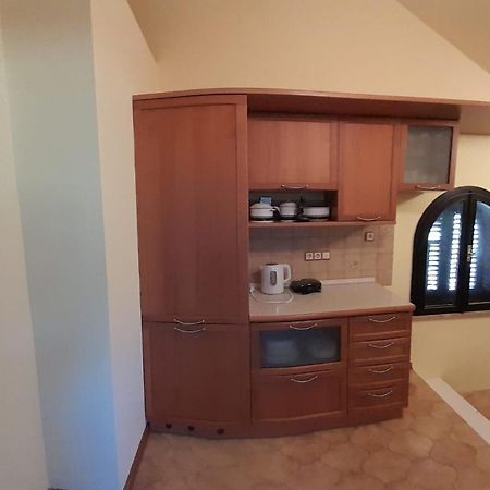 Apartmani Delas 2 ペシュチャーナ・ウヴァラ エクステリア 写真