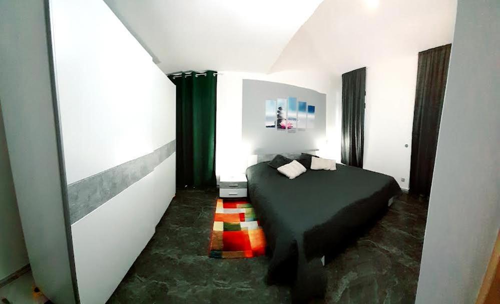 Apartmani Delas 2 ペシュチャーナ・ウヴァラ エクステリア 写真
