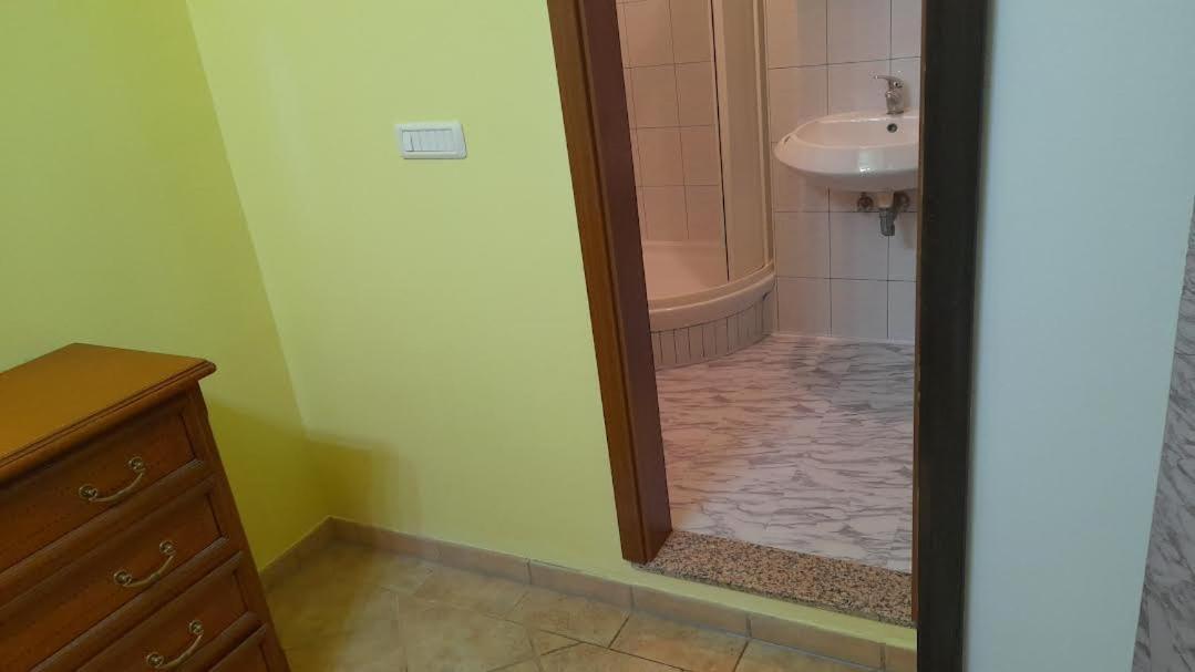 Apartmani Delas 2 ペシュチャーナ・ウヴァラ エクステリア 写真
