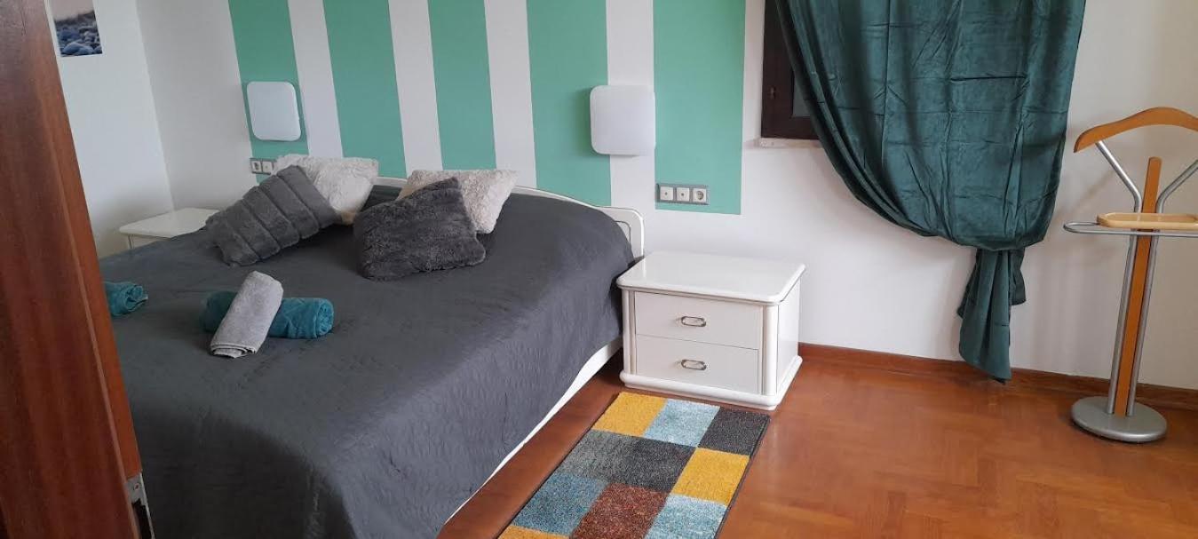 Apartmani Delas 2 ペシュチャーナ・ウヴァラ エクステリア 写真