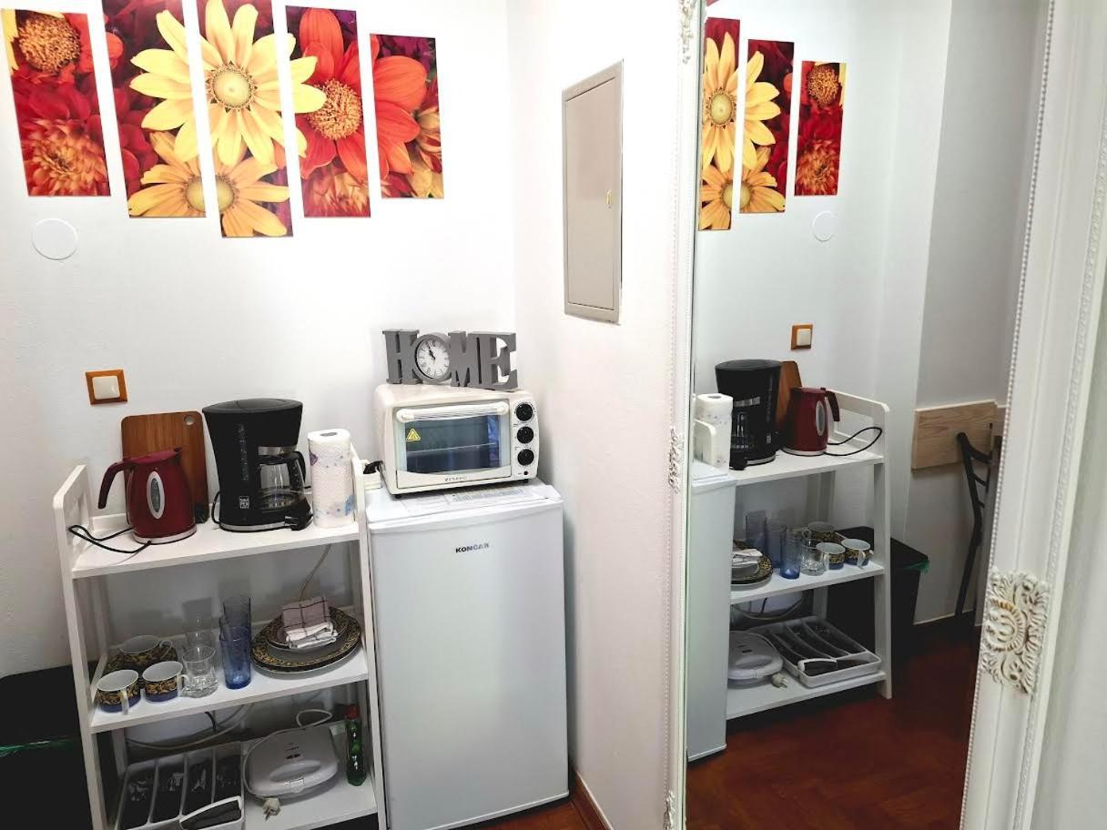 Apartmani Delas 2 ペシュチャーナ・ウヴァラ エクステリア 写真