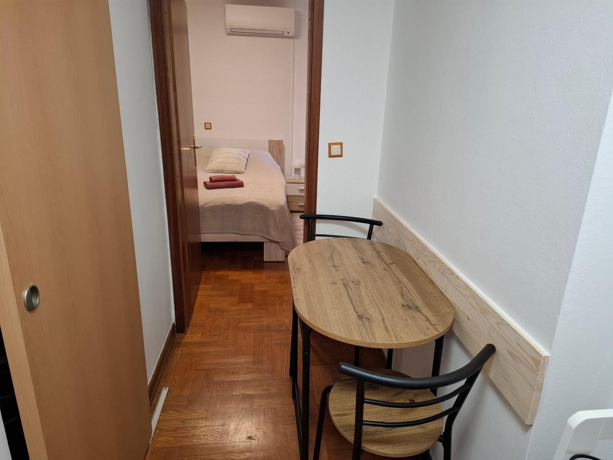 Apartmani Delas 2 ペシュチャーナ・ウヴァラ エクステリア 写真
